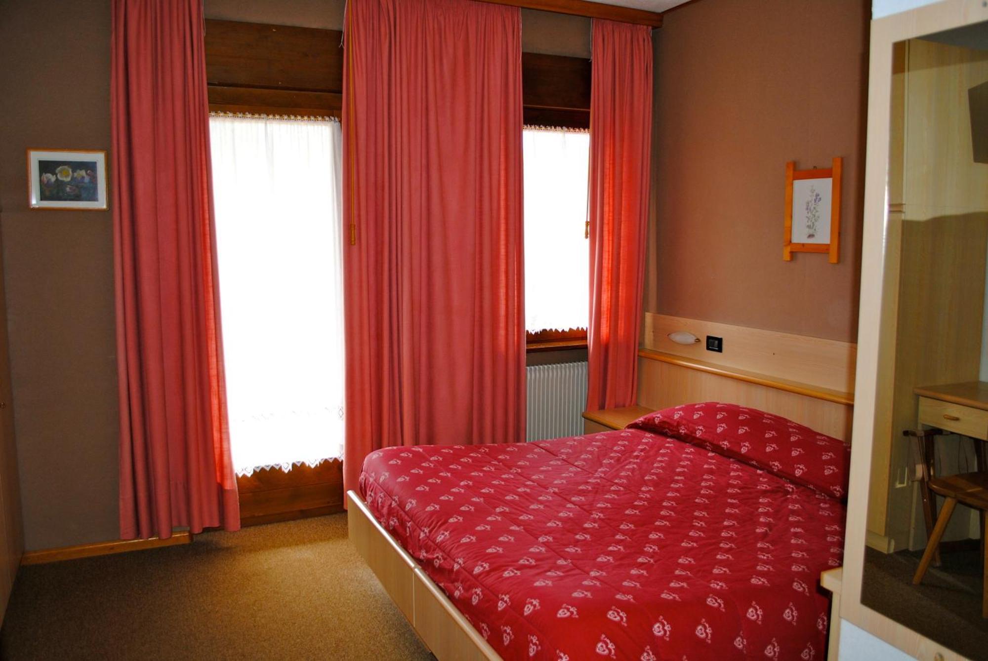 Albergo Venezia Passo Rolle Rom bilde
